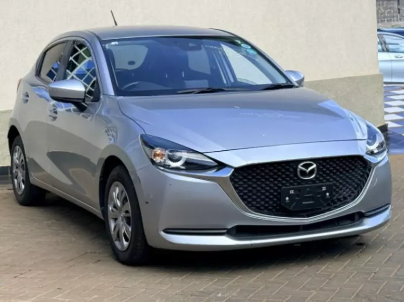 Mazda 2   - 2020