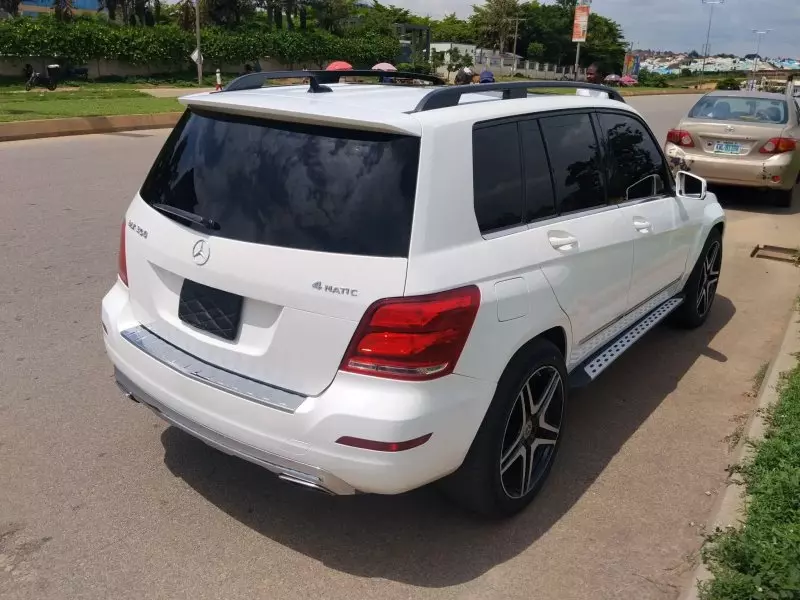 Mercedes-Benz GLK 350   - 2014