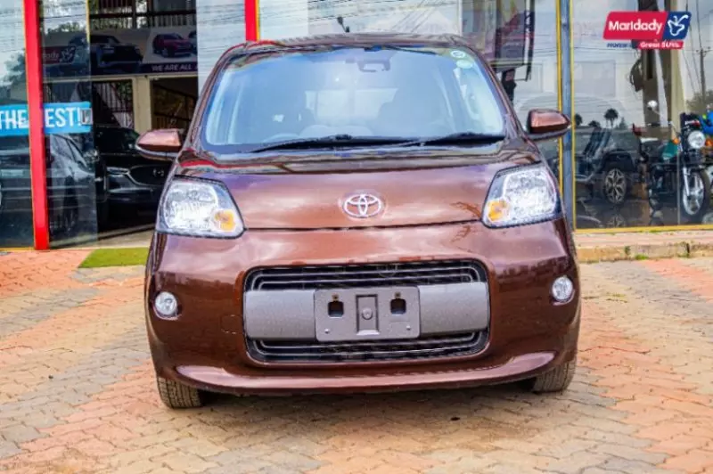 Toyota Porte   - 2017