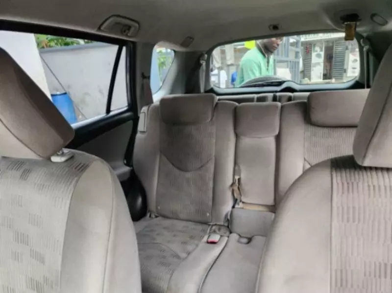 TOYOTA RAV 4 - 2011