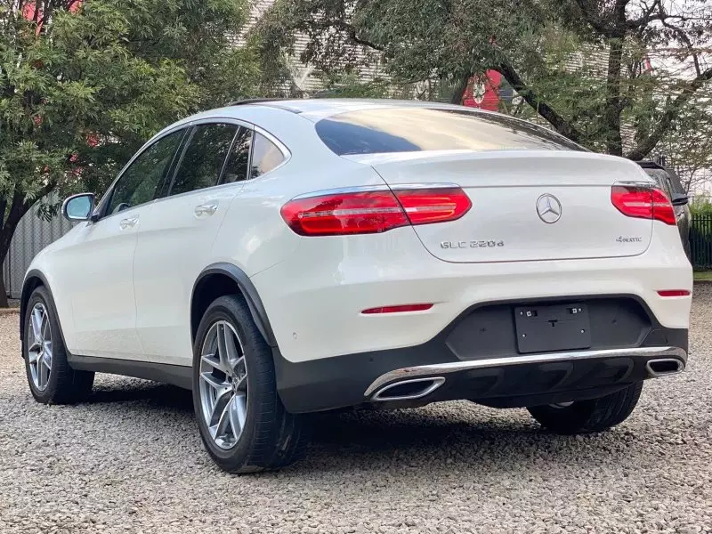 Mercedes-Benz GLC 220   - 2019