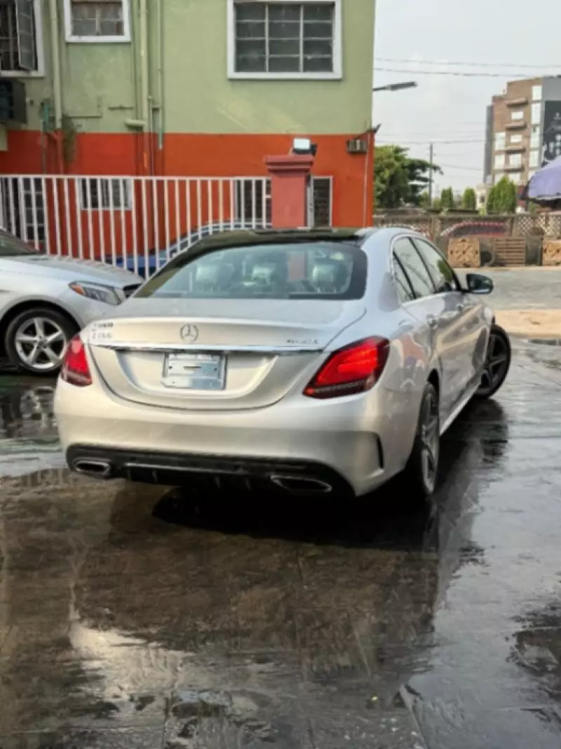 Mercedes-Benz C-Class   - 2015