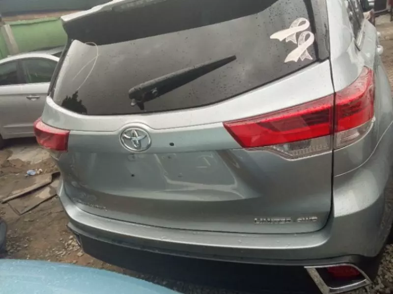TOYOTA Highlander - 2017