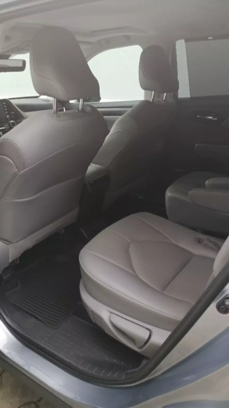 Toyota Highlander   - 2021