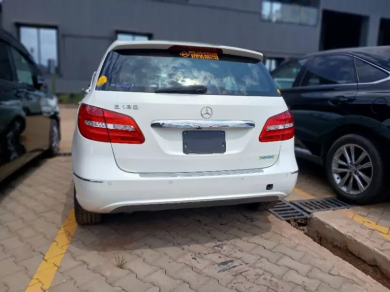 Mercedes-Benz B-Class   - 2013