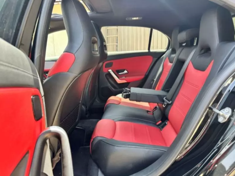 Mercedes-Benz A180   - 2019