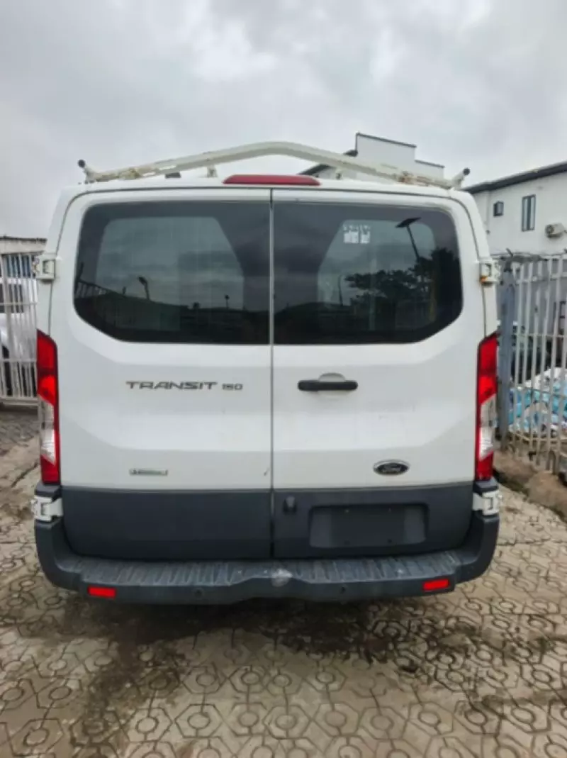 Ford Transit   - 2015