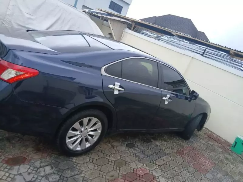 Lexus ES 350 - 2010
