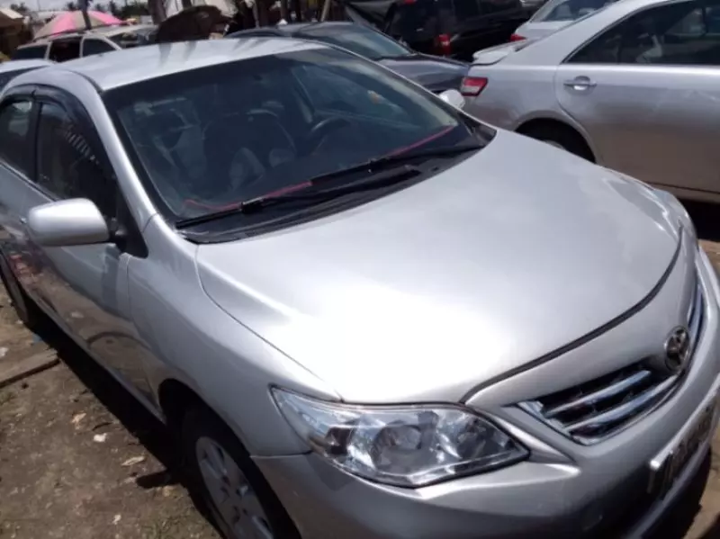 TOYOTA Corolla   - 2010