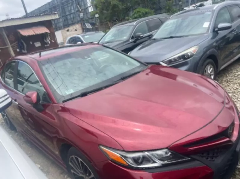 TOYOTA Camry   - 2018