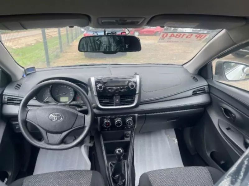 Toyota Yaris   - 2017