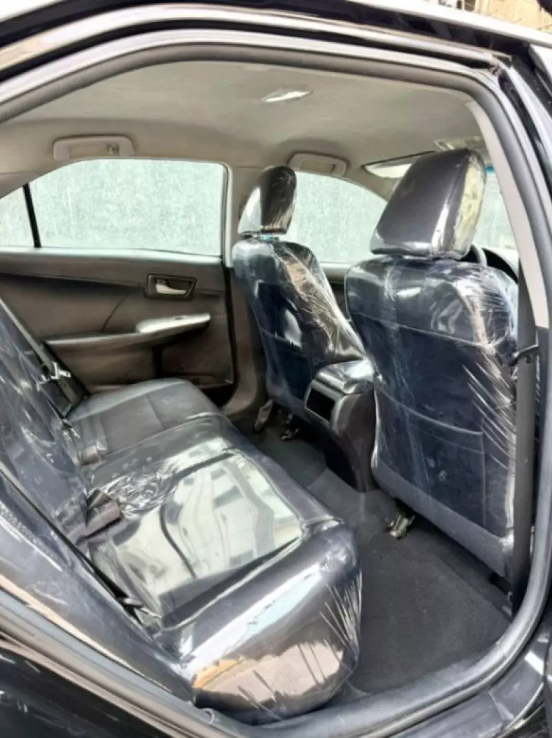 Toyota Camry   - 2014