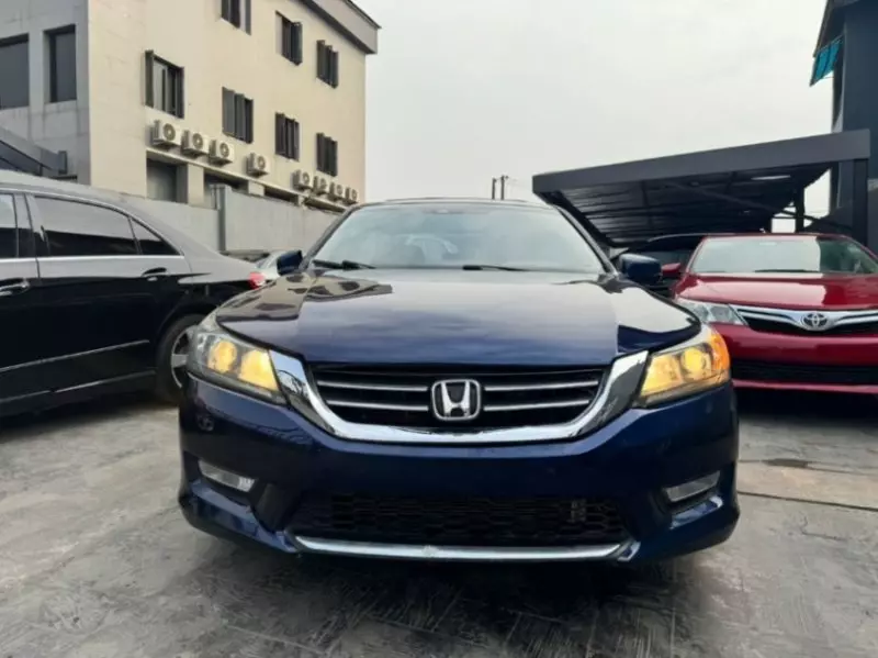 Honda Accord   - 2013