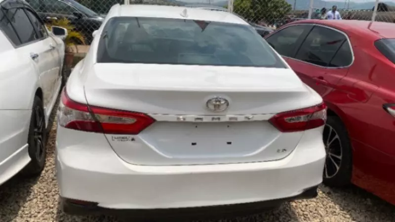 TOYOTA Camry   - 2020