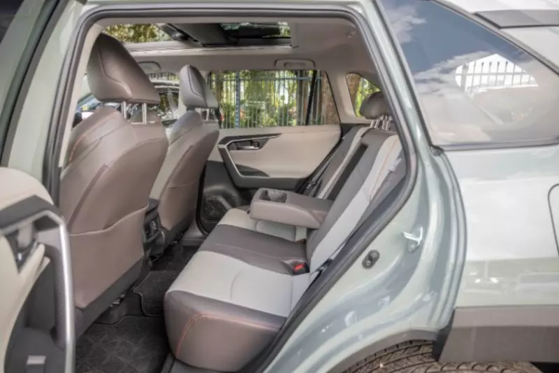 Toyota RAV4   - 2014