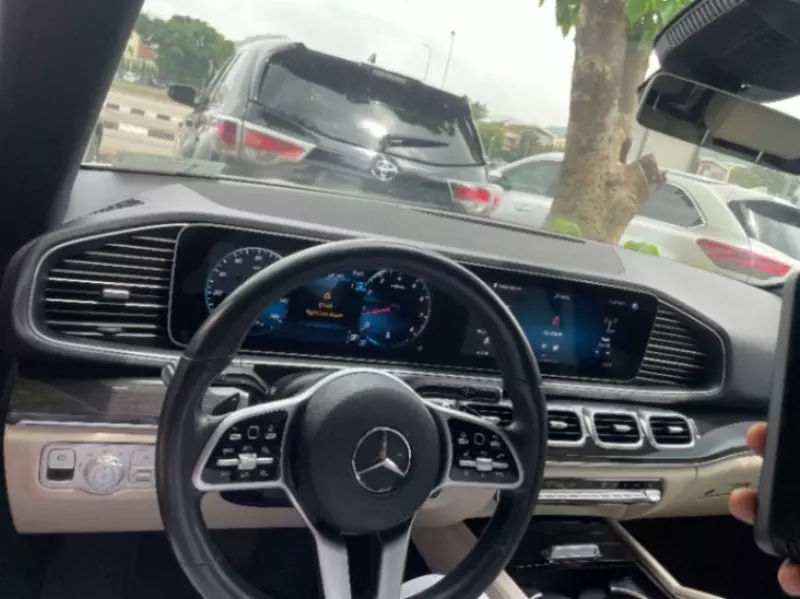 Mercedes-Benz GLE-Class   - 2021