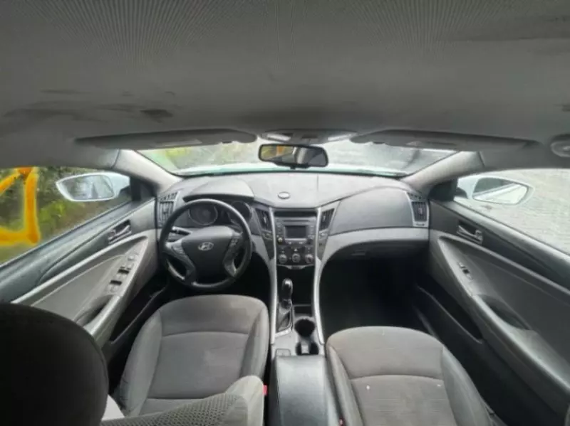 Hyundai Sonata   - 2014