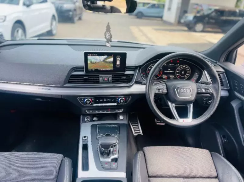 Audi Q5   - 2018