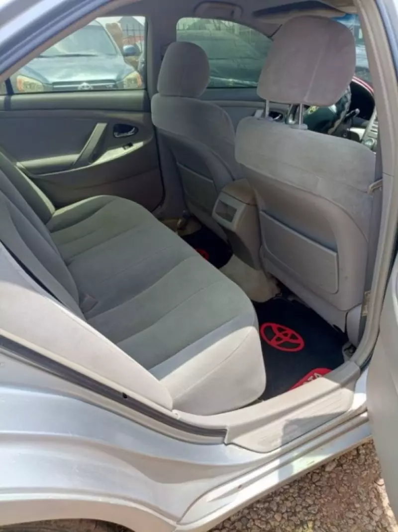 TOYOTA Camry   - 2009