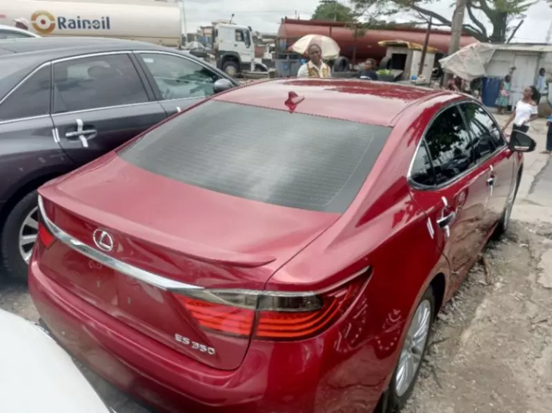 Lexus ES 350   - 2015