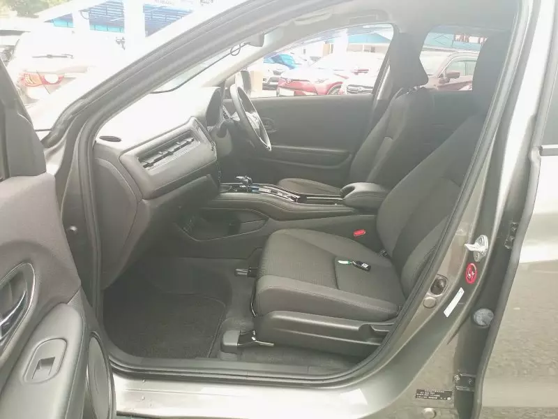 Honda Vezel Hybrid   - 2020