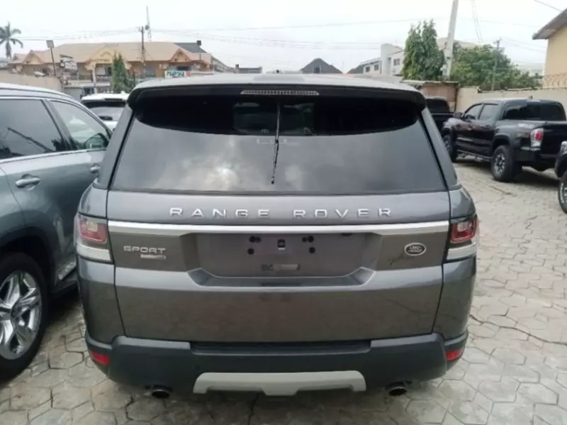 Land Rover Range Rover Sport   - 2015