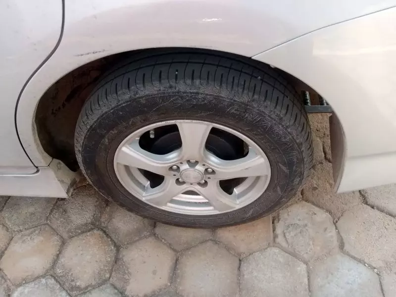 Toyota Wish   - 2013