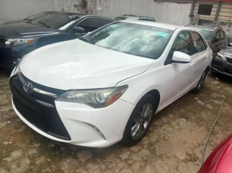 TOYOTA Camry   - 2015