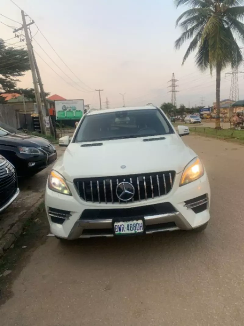 Mercedes-Benz ML 350   - 2012