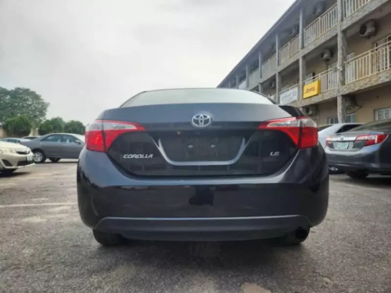 Toyota Corolla   - 2016
