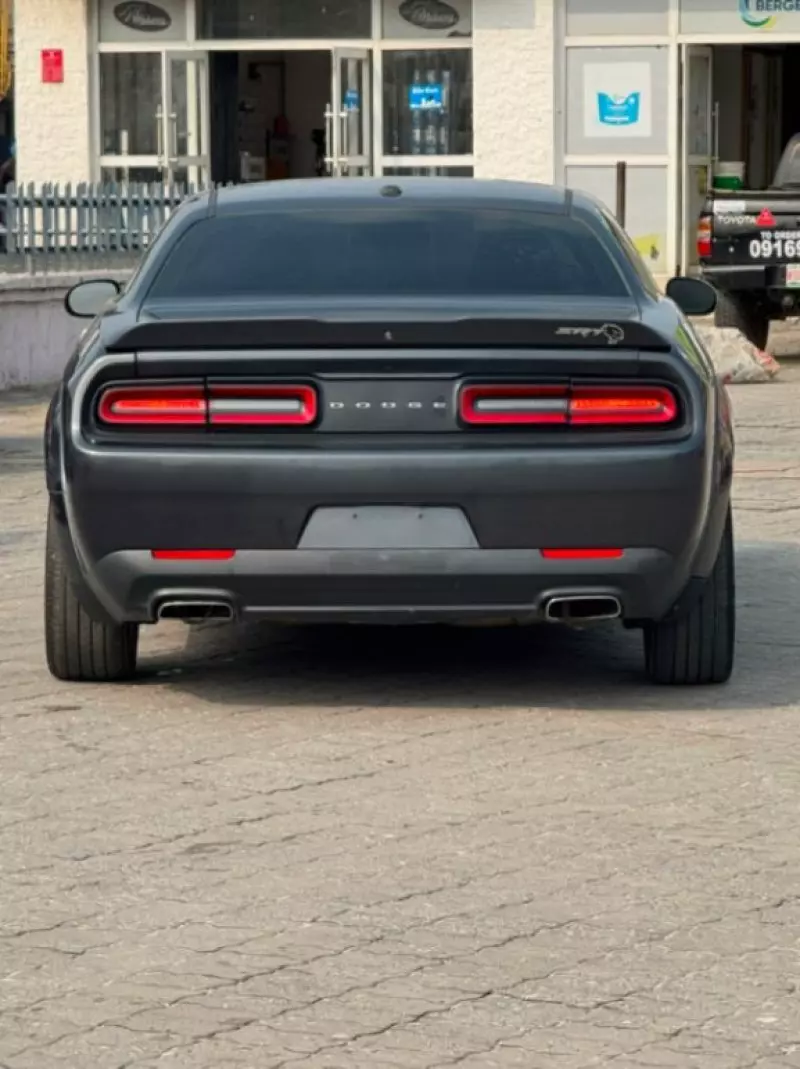 Dodge Challenger   - 2019