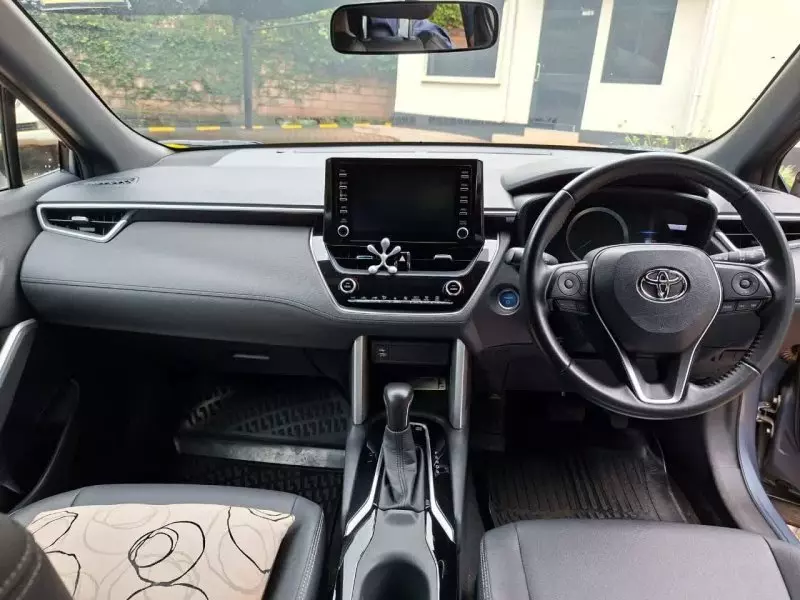 Toyota Corolla Hybrid    - 2023