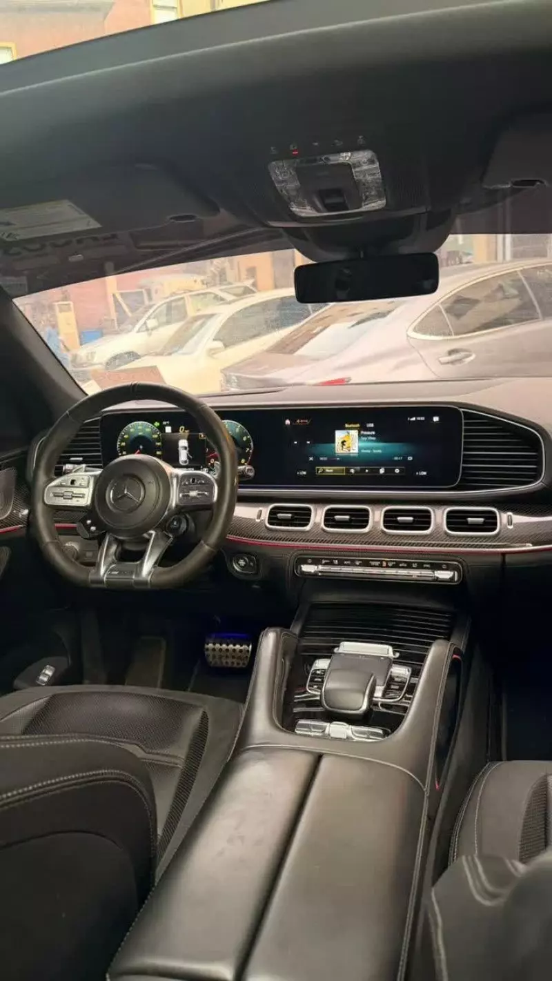 Mercedes-Benz GLE 53 AMG   - 2021