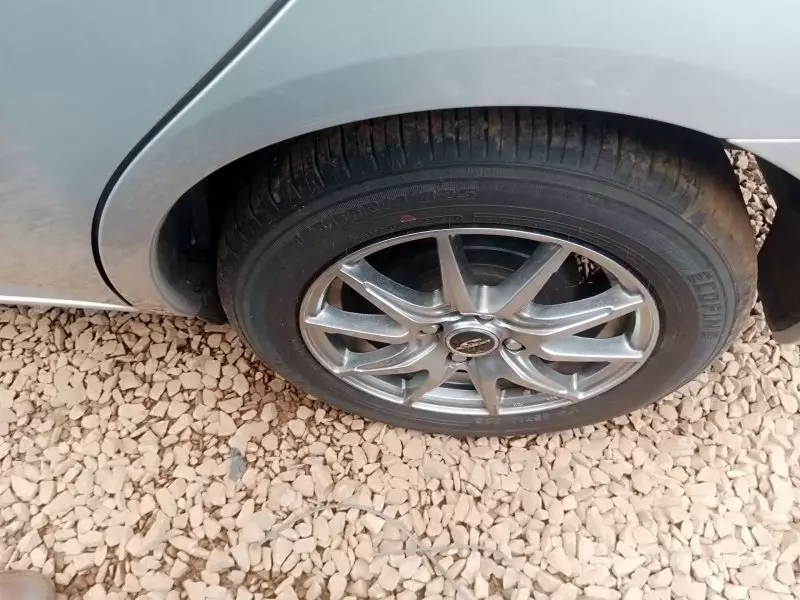 Toyota Raum    - 2010