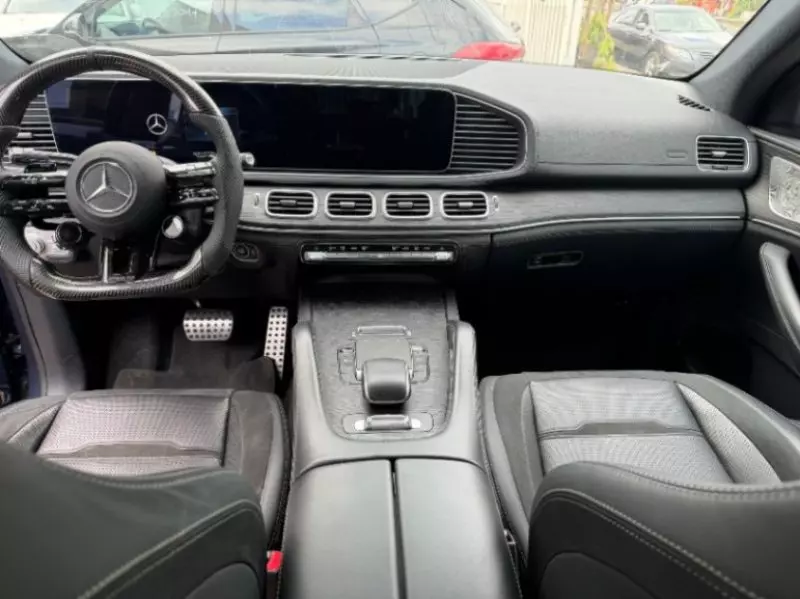 Mercedes-Benz GLE 53 AMG   - 2024
