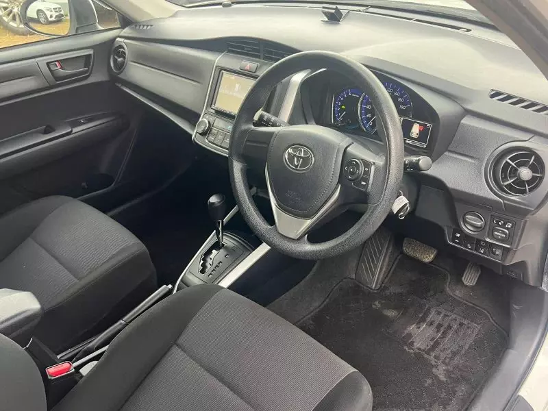 TOYOTA Fielder hybrid    - 2019