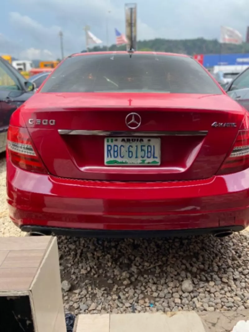Mercedes-Benz C 300   - 2009