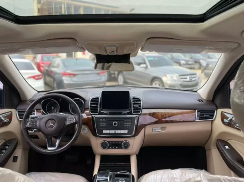 Mercedes-Benz GLE 350   - 2016