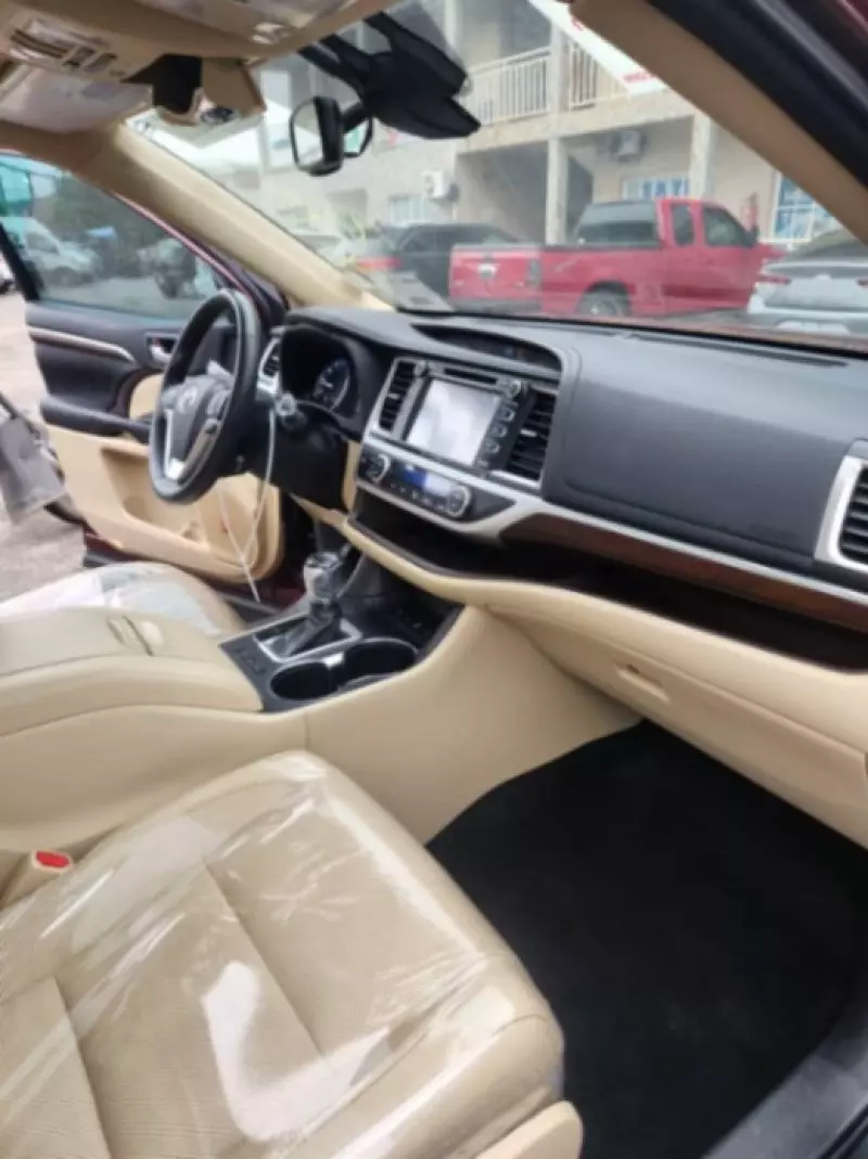 TOYOTA Highlander - 2016