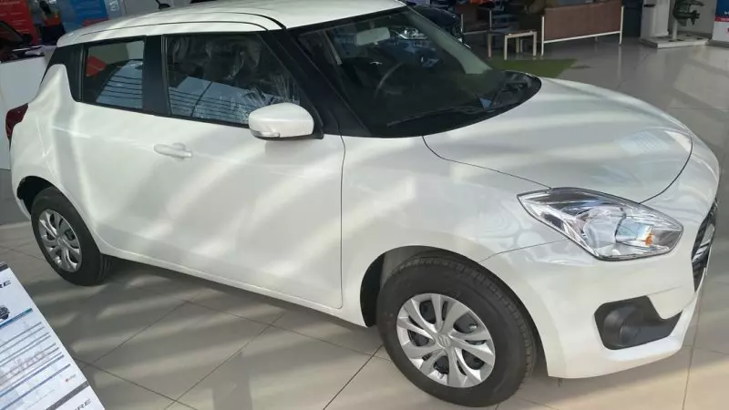 SUZUKI Swift   - 2025