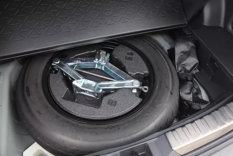 TOYOTA RAV 4   - 2019