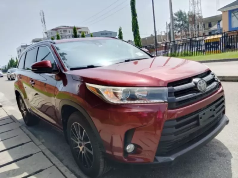 TOYOTA Highlander   - 2018