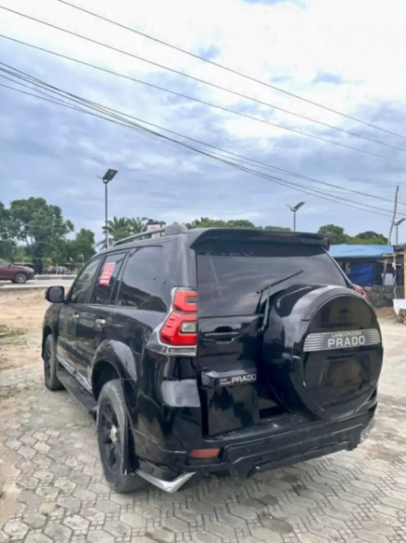 TOYOTA Prado   - 2009