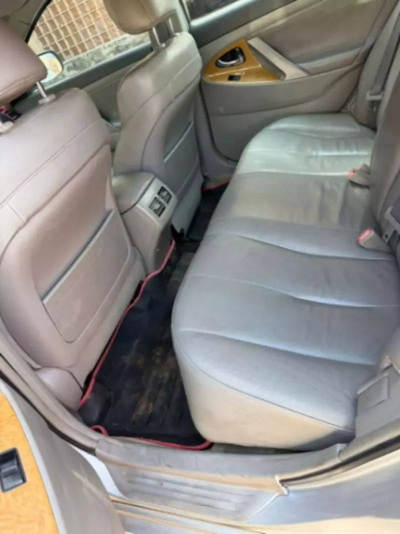 Toyota Camry   - 2007