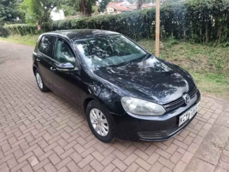Volkswagen Golf - 2012