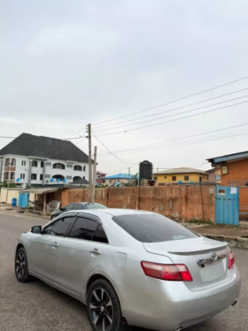 Toyota Camry - 2007
