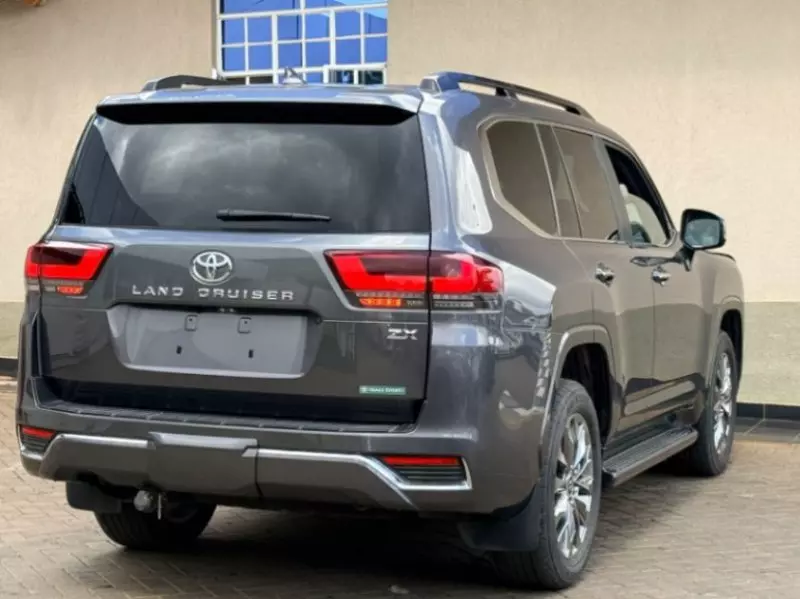 Toyota LAND CRUISER 300 LC300   - 2022