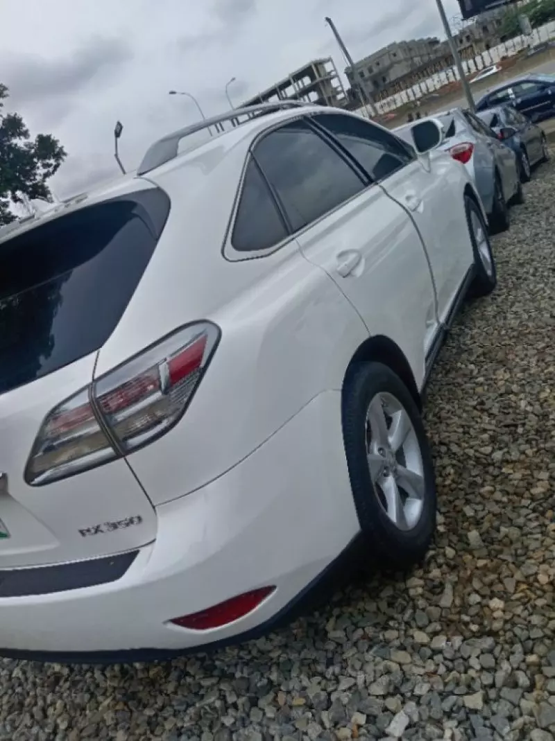 Lexus RX 350   - 2010