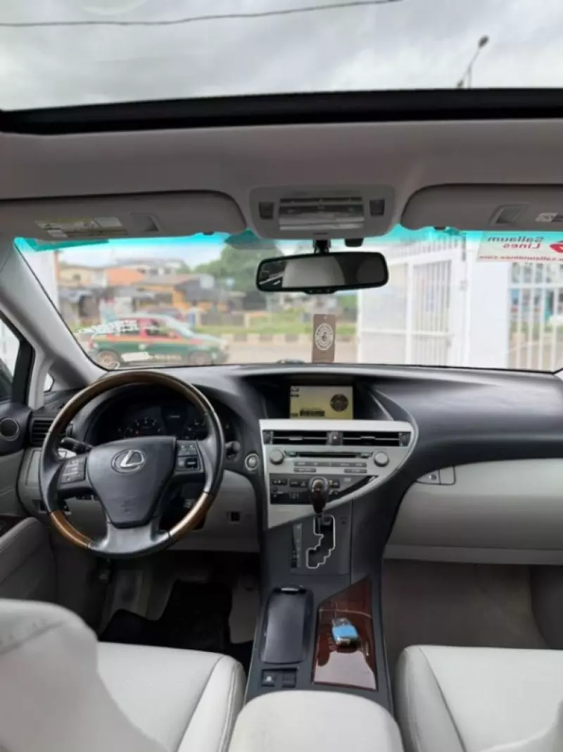 Lexus RX 350   - 2010
