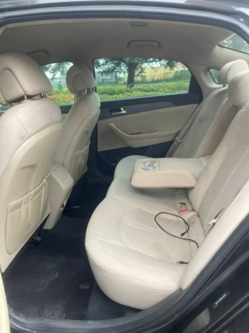 Hyundai Sonata   - 2016